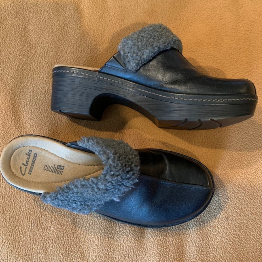 Size 7 soft cushion clogs from Clark’s